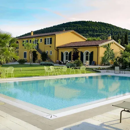Wine Leda D'ittiri Farm stay *